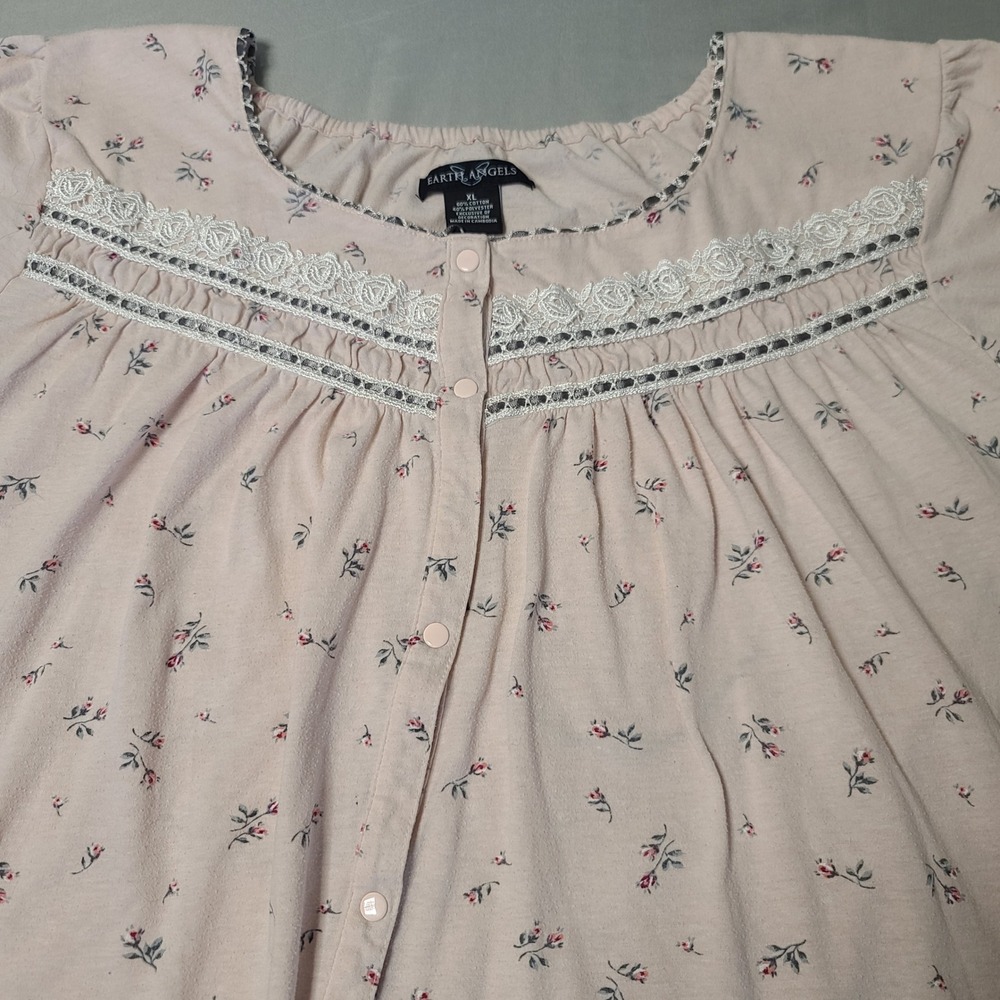 Earth Angels Nightgown Womens XL Pink Floral Lace Trim Button Front Sleep Shirt